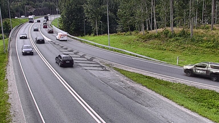 Weather Camera Image Road 102 Espoo, Klovi, Espoo, Uusimaa
