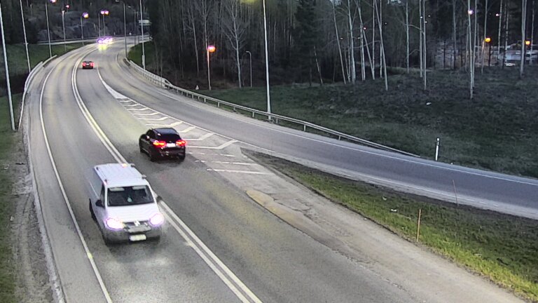 Weather Camera Image Road 102 Espoo, Klovi, Espoo, Uusimaa