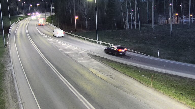 Weather Camera Image Road 102 Espoo, Klovi, Espoo, Uusimaa