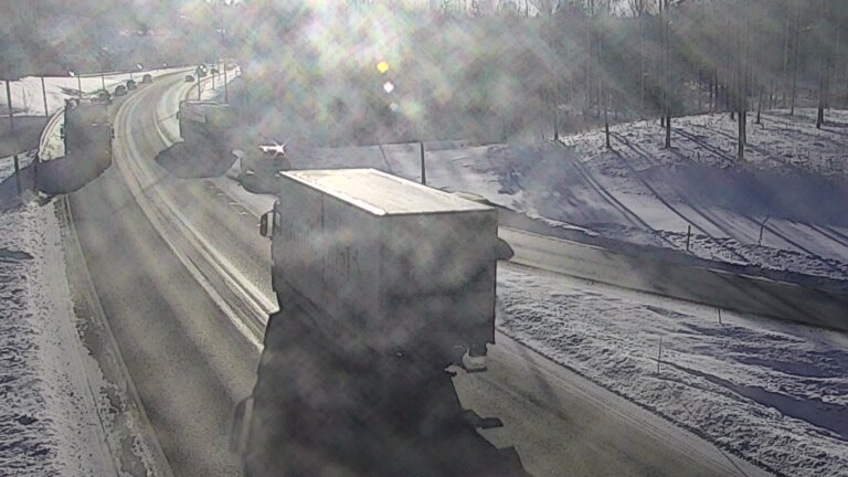 Weather Camera Image Road 102 Espoo, Klovi, Espoo, Uusimaa