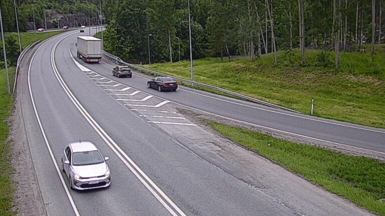 Weather Camera Image Väg 102 Esbo, Klovis, Espoo, Uusimaa