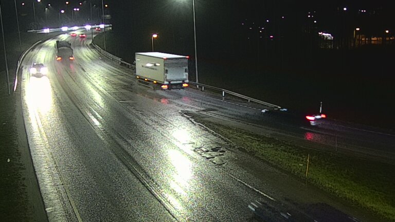 Weather Camera Image Väg 102 Esbo, Klovis, Espoo, Uusimaa