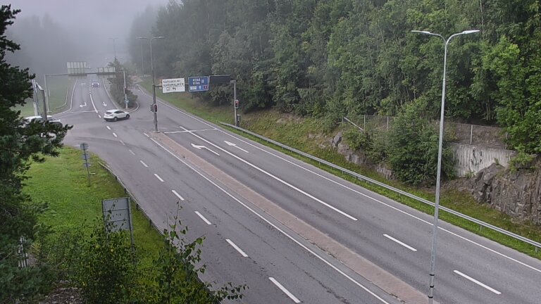 Weather Camera Image Road 102 Espoo, Karapellontie, Espoo, Uusimaa