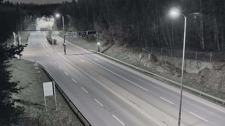Weather Camera Image Tie 102 Espoo, Karapellontie, Espoo, Uusimaa