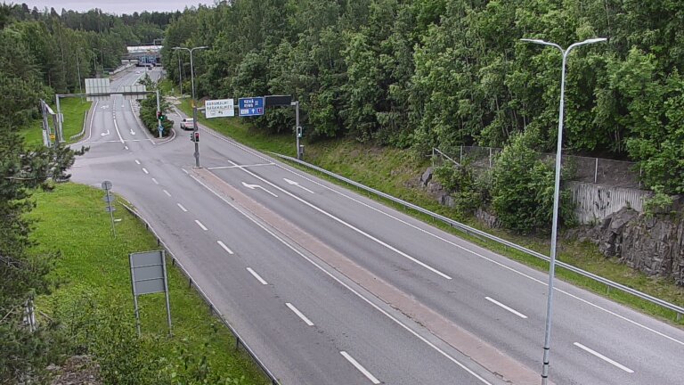 Weather Camera Image Tie 102 Espoo, Karapellontie, Espoo, Uusimaa
