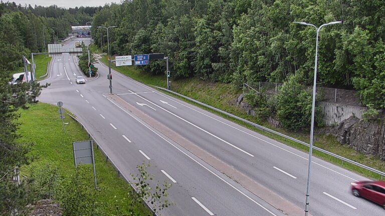 Weather Camera Image Tie 102 Espoo, Karapellontie, Espoo, Uusimaa