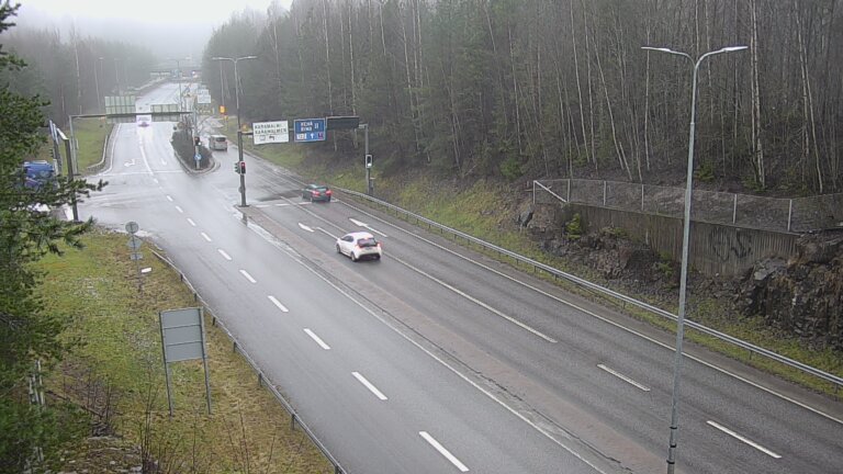 Weather Camera Image Tie 102 Espoo, Karapellontie, Espoo, Uusimaa