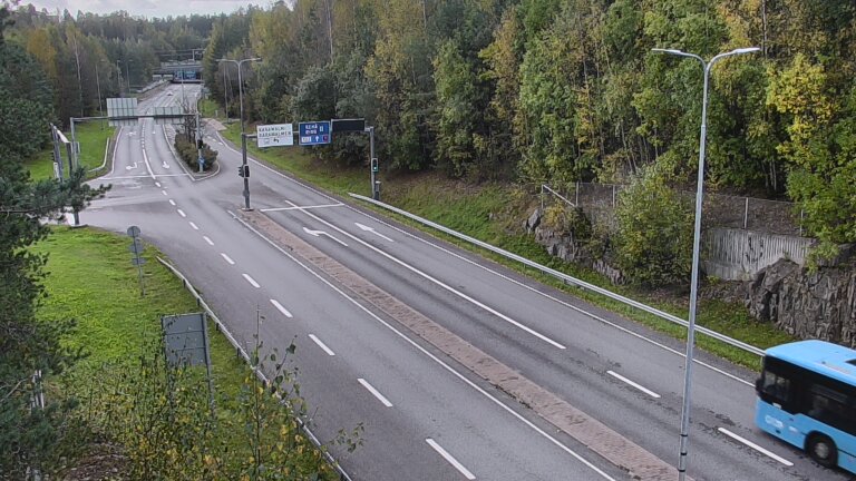 Weather Camera Image Road 102 Espoo, Karapellontie, Espoo, Uusimaa