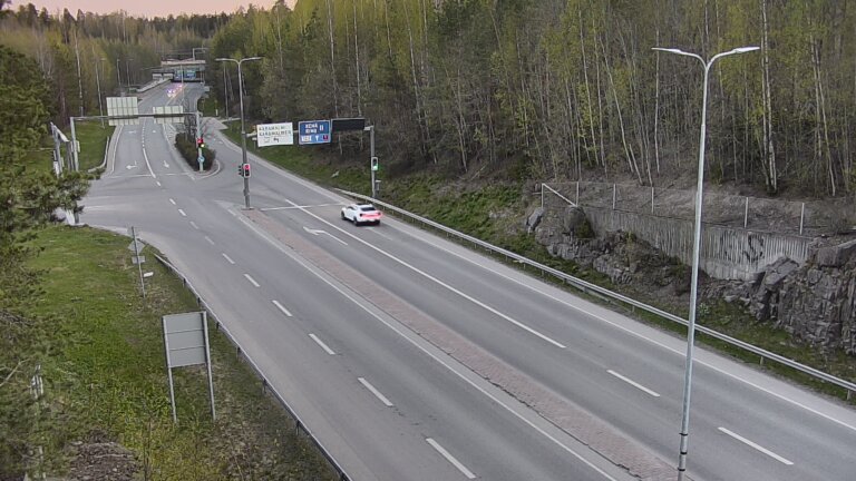 Kelikamerat Kuva Tie 102 Espoo, Karapellontie, Espoo, Uusimaa