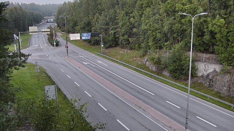 Weather Camera Image Road 102 Espoo, Karapellontie, Espoo, Uusimaa