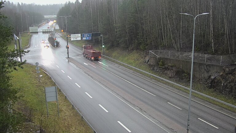 Weather Camera Image Tie 102 Espoo, Karapellontie, Espoo, Uusimaa