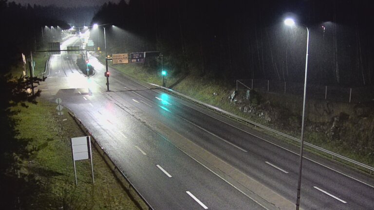 Weather Camera Image Tie 102 Espoo, Karapellontie, Espoo, Uusimaa