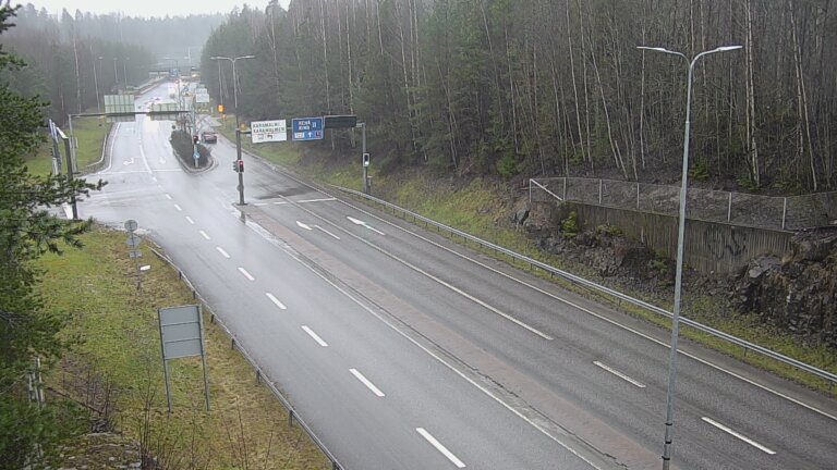 Weather Camera Image Tie 102 Espoo, Karapellontie, Espoo, Uusimaa