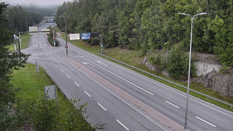 Weather Camera Image Road 102 Espoo, Karapellontie, Espoo, Uusimaa