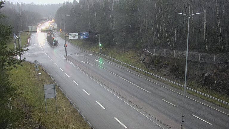 Weather Camera Image Tie 102 Espoo, Karapellontie, Espoo, Uusimaa