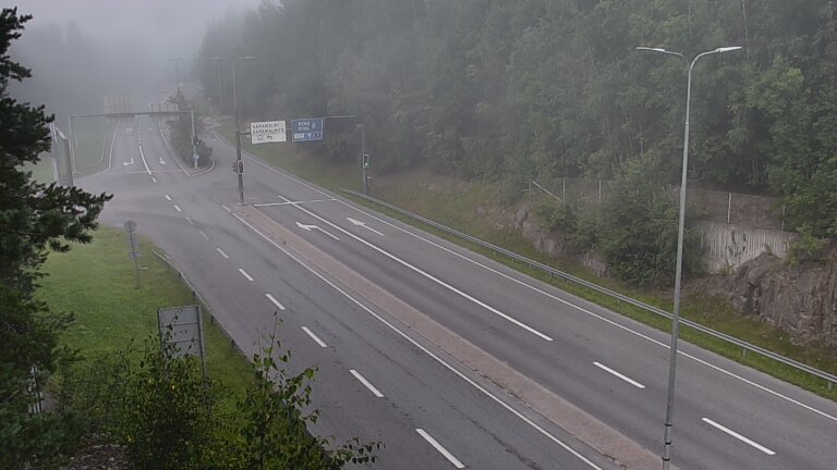 Weather Camera Image Road 102 Espoo, Karapellontie, Espoo, Uusimaa