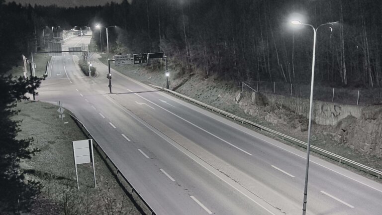 Weather Camera Image Tie 102 Espoo, Karapellontie, Espoo, Uusimaa