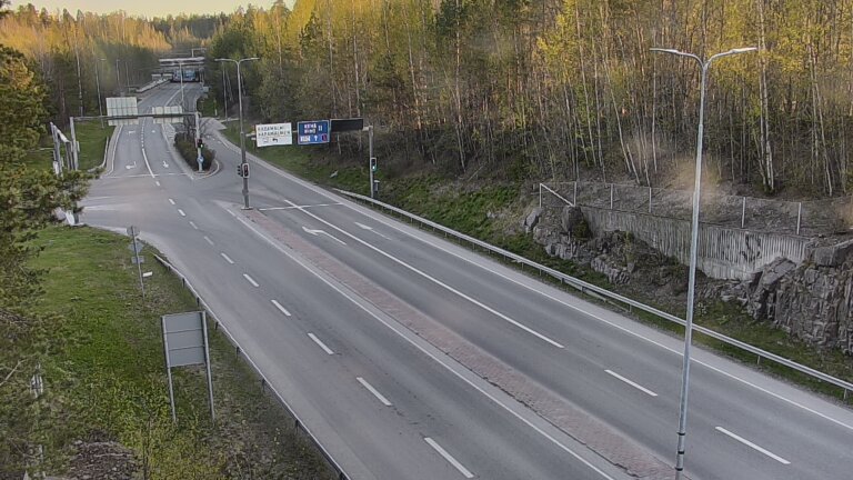 Kelikamerat Kuva Tie 102 Espoo, Karapellontie, Espoo, Uusimaa