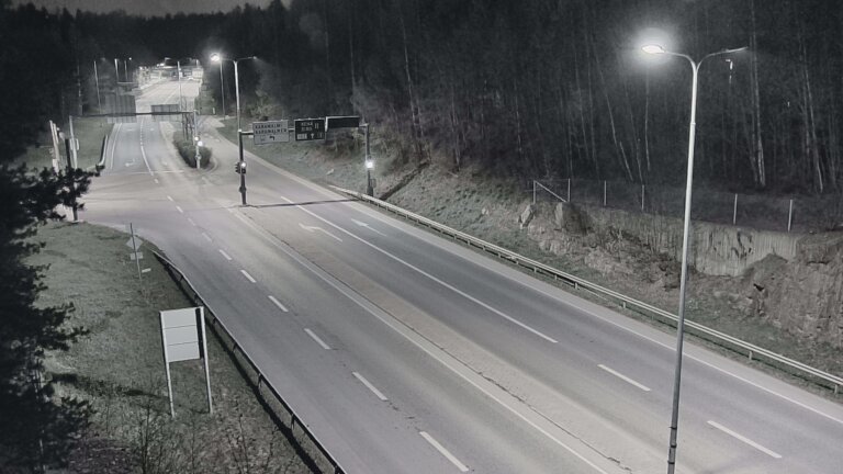 Weather Camera Image Tie 102 Espoo, Karapellontie, Espoo, Uusimaa