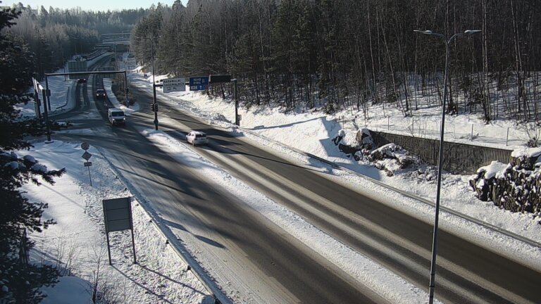 Kelikamerat Kuva Tie 102 Espoo, Karapellontie, Espoo, Uusimaa