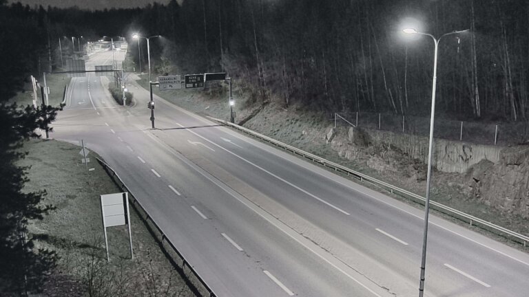 Weather Camera Image Tie 102 Espoo, Karapellontie, Espoo, Uusimaa