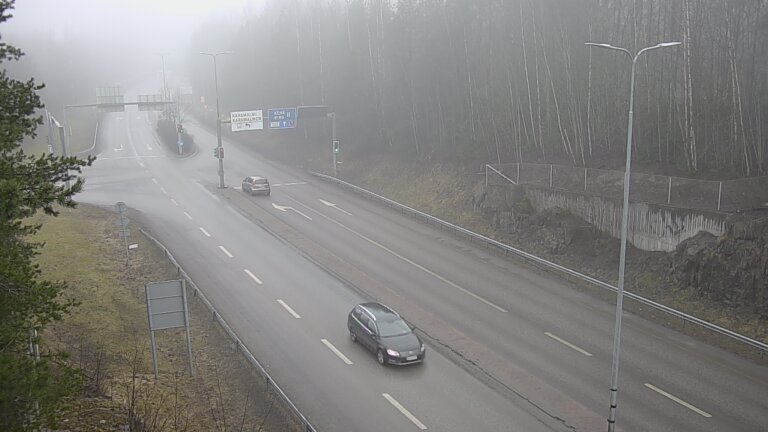 Weather Camera Image Road 102 Espoo, Karapellontie, Espoo, Uusimaa