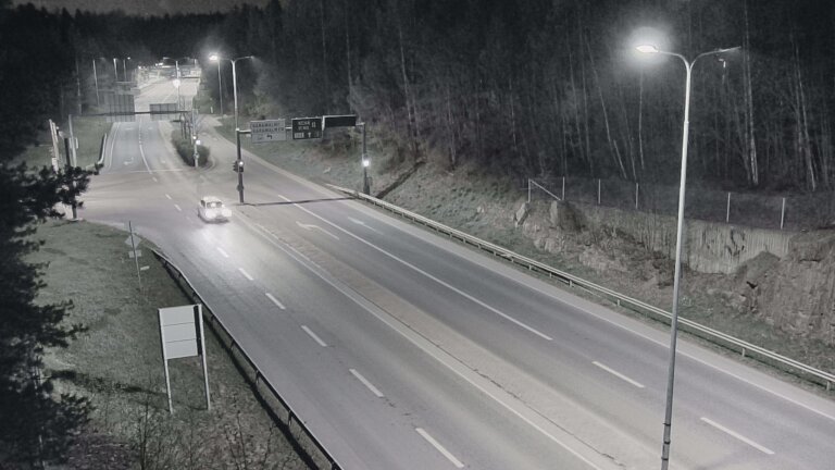 Weather Camera Image Tie 102 Espoo, Karapellontie, Espoo, Uusimaa