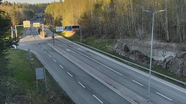 Kelikamerat Kuva Tie 102 Espoo, Karapellontie, Espoo, Uusimaa