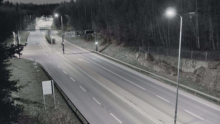 Weather Camera Image Tie 102 Espoo, Karapellontie, Espoo, Uusimaa