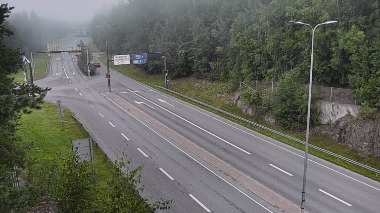 Weather Camera Image Road 102 Espoo, Karapellontie, Espoo, Uusimaa
