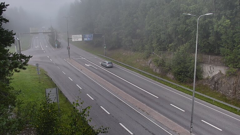 Weather Camera Image Road 102 Espoo, Karapellontie, Espoo, Uusimaa