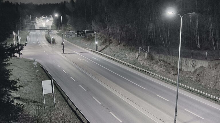Weather Camera Image Tie 102 Espoo, Karapellontie, Espoo, Uusimaa