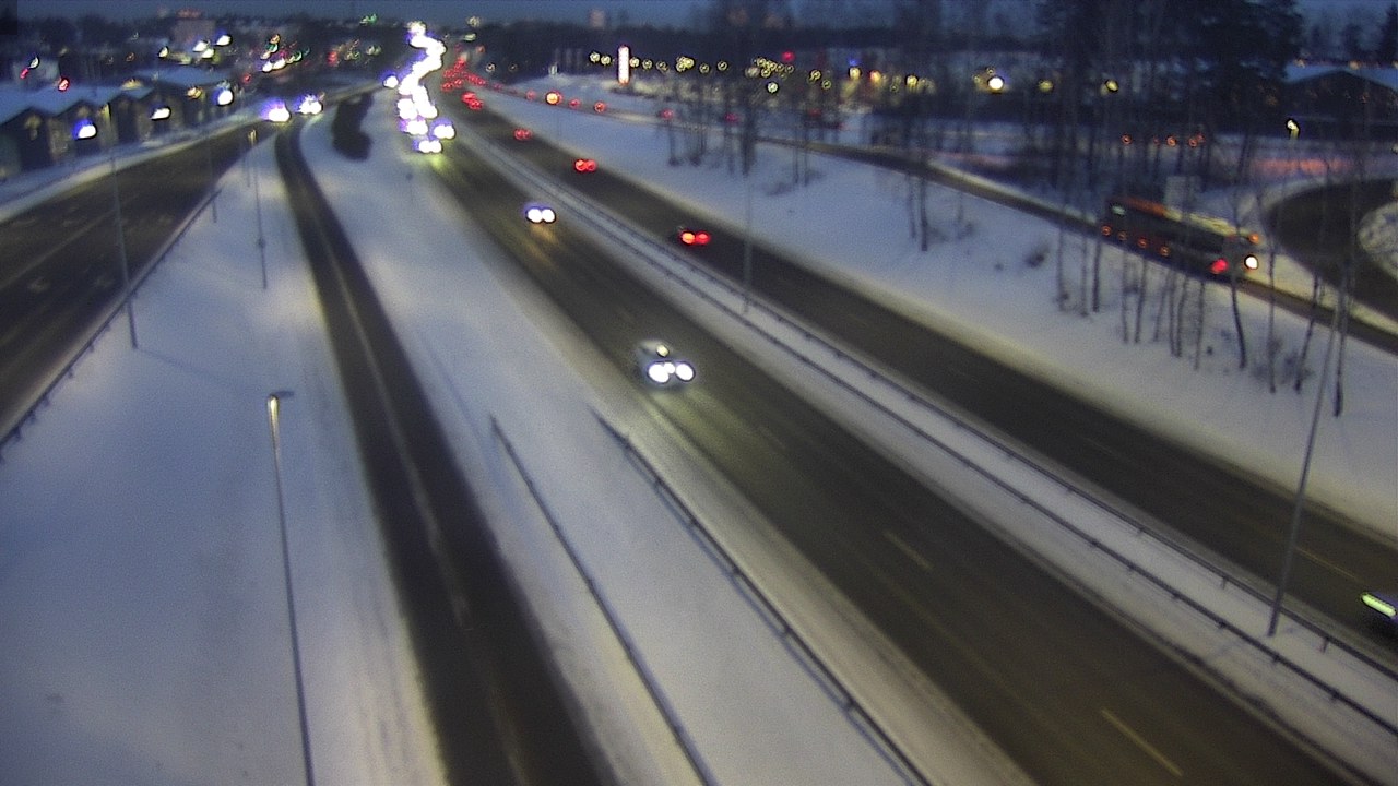 Weather Camera Image Road  51 Espoo, Finnoo, Espoo, Uusimaa