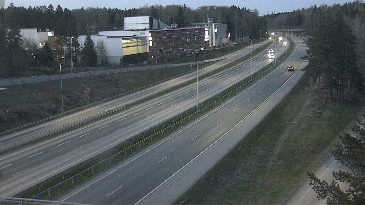 Weather Camera Image Road 51 Espoo, Kivenlahti, Espoo, Uusimaa