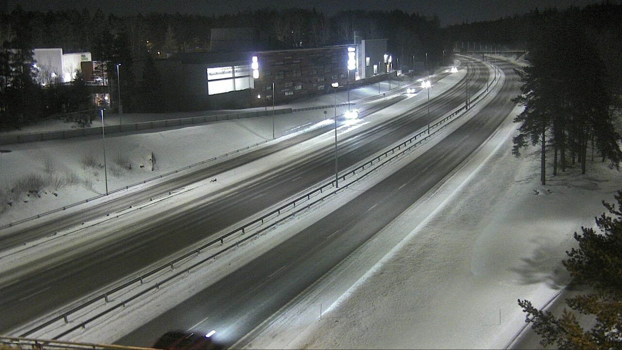 Weather Camera Image Road 51 Espoo, Kivenlahti, Espoo, Uusimaa
