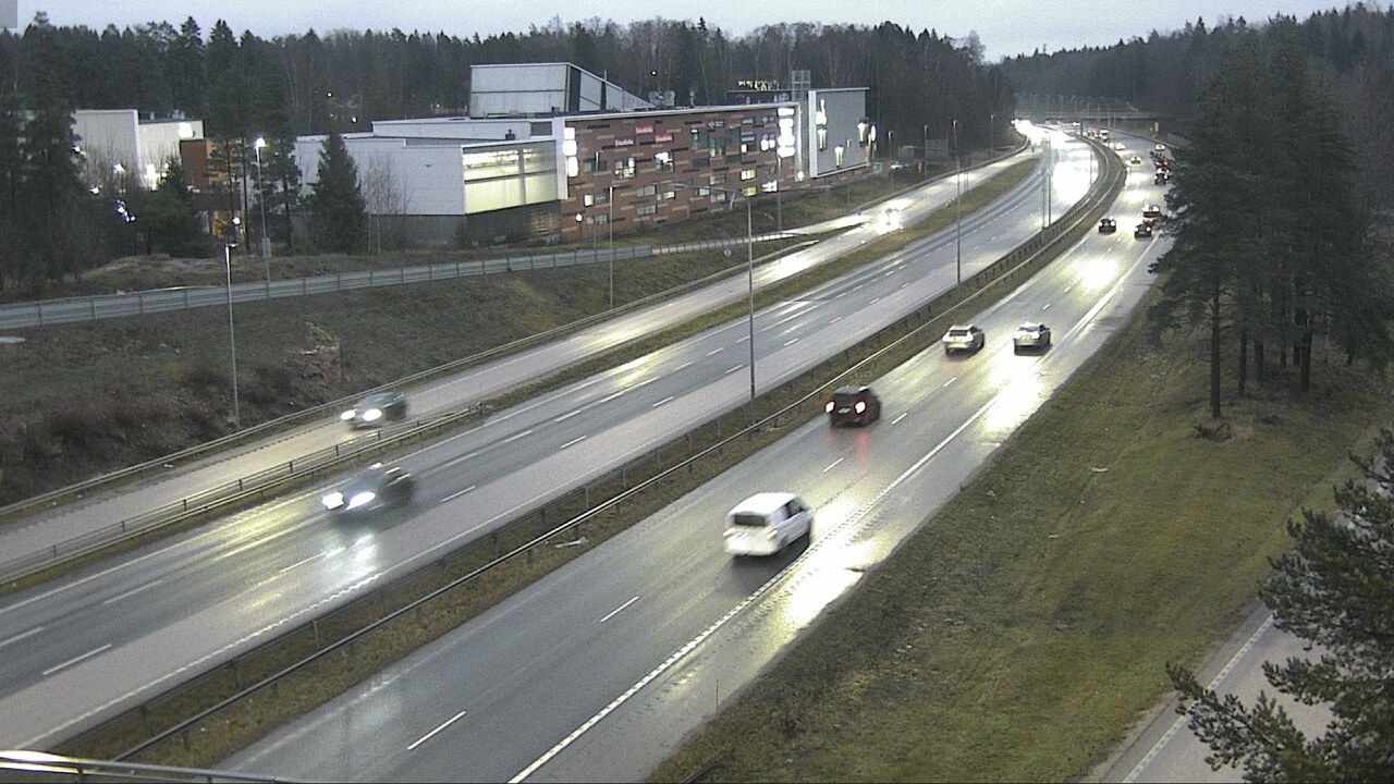 Weather Camera Image Road 51 Espoo, Kivenlahti, Espoo, Uusimaa