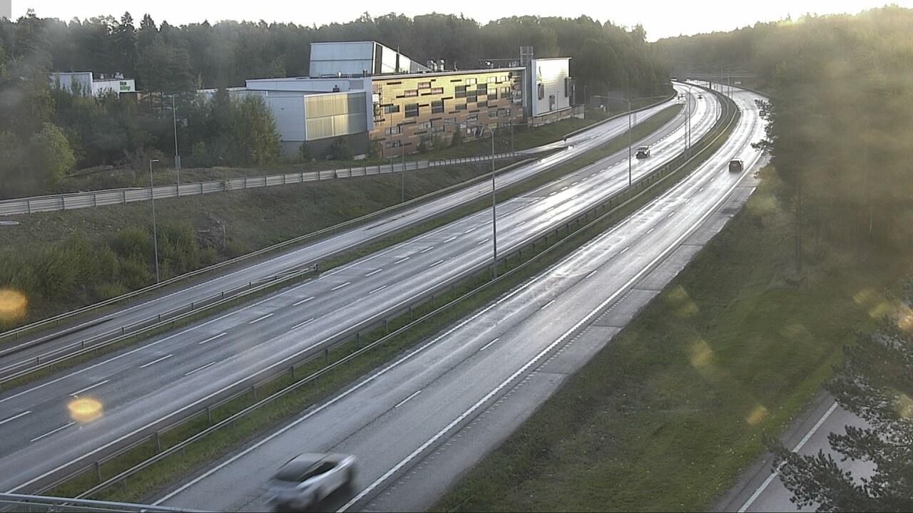Weather Camera Image Road 51 Espoo, Kivenlahti, Espoo, Uusimaa