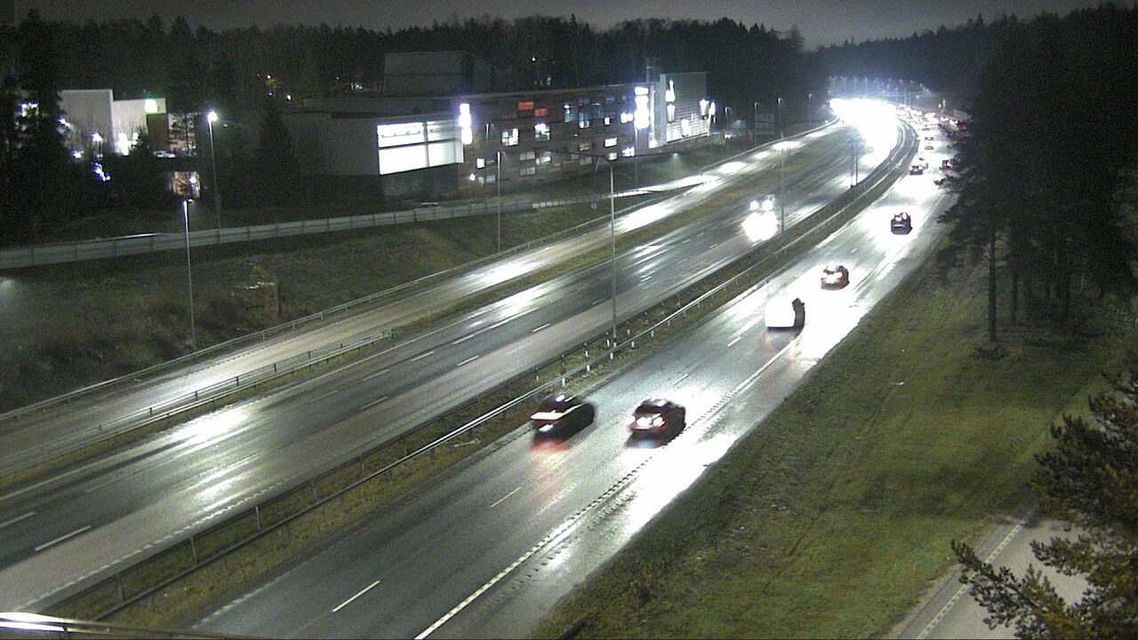 Weather Camera Image Road 51 Espoo, Kivenlahti, Espoo, Uusimaa