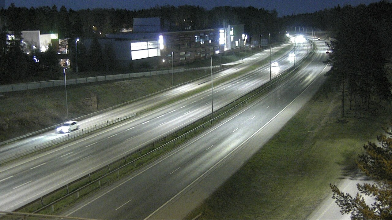 Weather Camera Image Road 51 Espoo, Kivenlahti, Espoo, Uusimaa