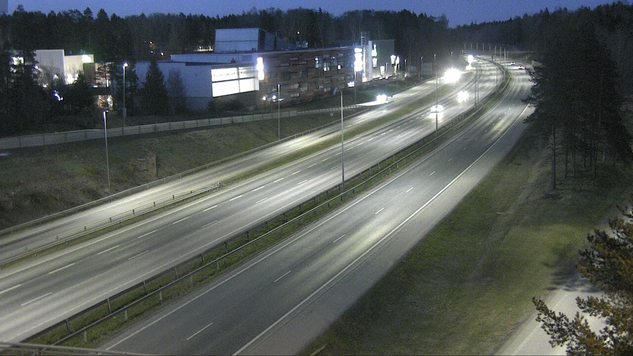 Weather Camera Image Road 51 Espoo, Kivenlahti, Espoo, Uusimaa