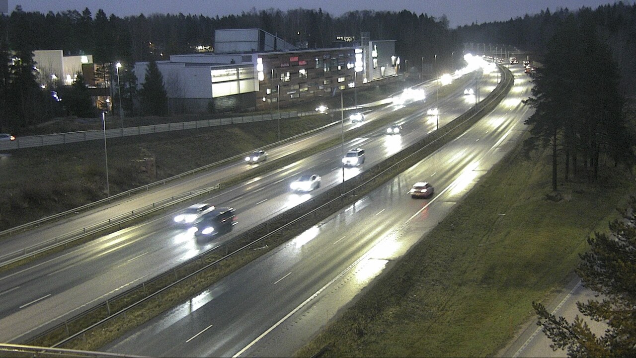 Weather Camera Image Road 51 Espoo, Kivenlahti, Espoo, Uusimaa