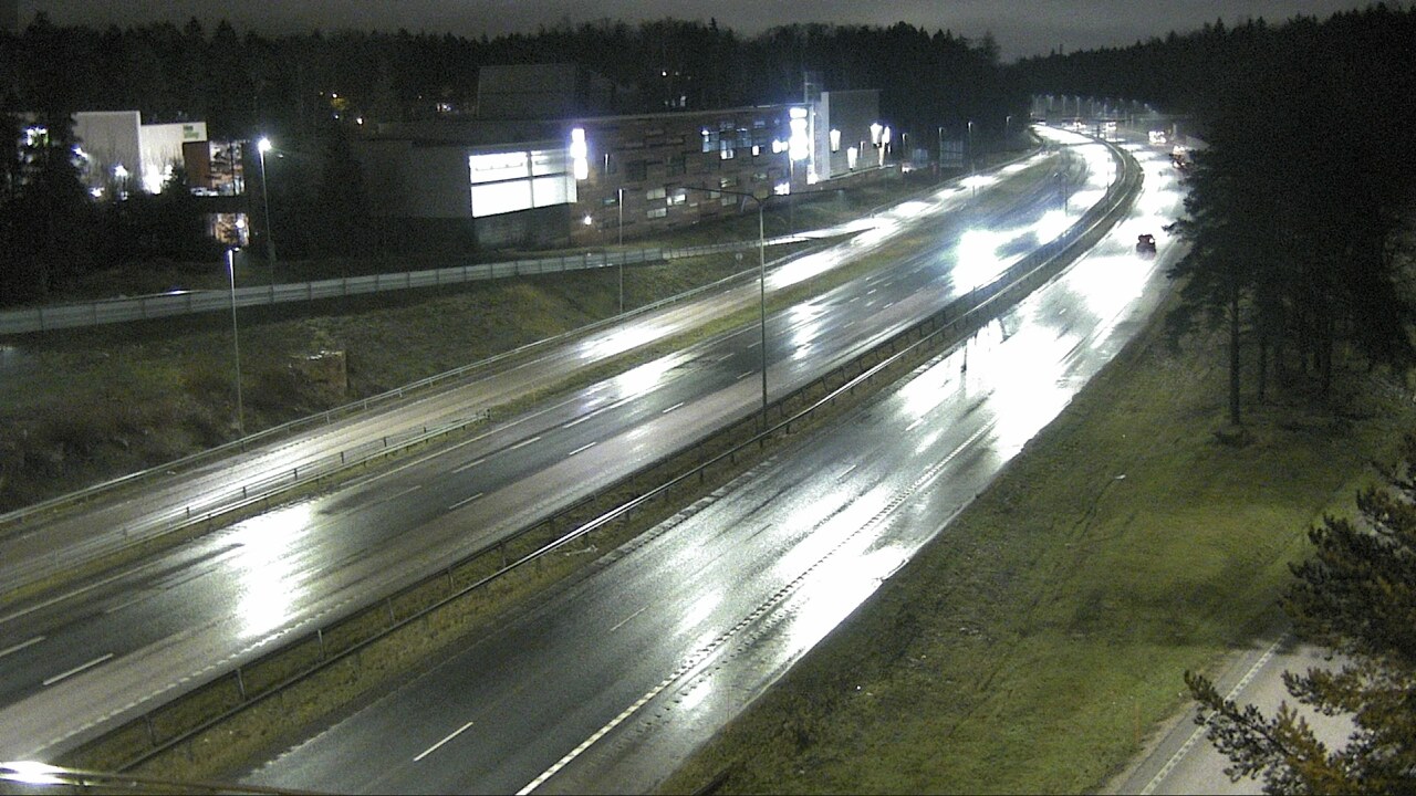 Weather Camera Image Road 51 Espoo, Kivenlahti, Espoo, Uusimaa