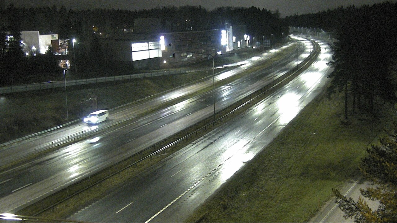 Weather Camera Image Road 51 Espoo, Kivenlahti, Espoo, Uusimaa