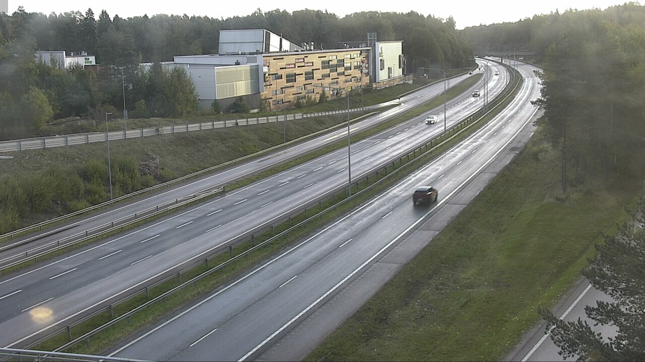 Weather Camera Image Road 51 Espoo, Kivenlahti, Espoo, Uusimaa