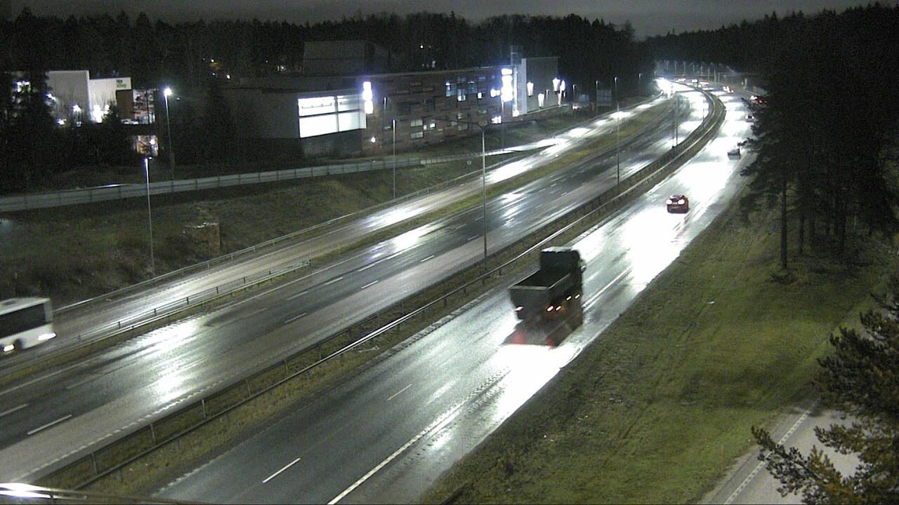 Weather Camera Image Road 51 Espoo, Kivenlahti, Espoo, Uusimaa