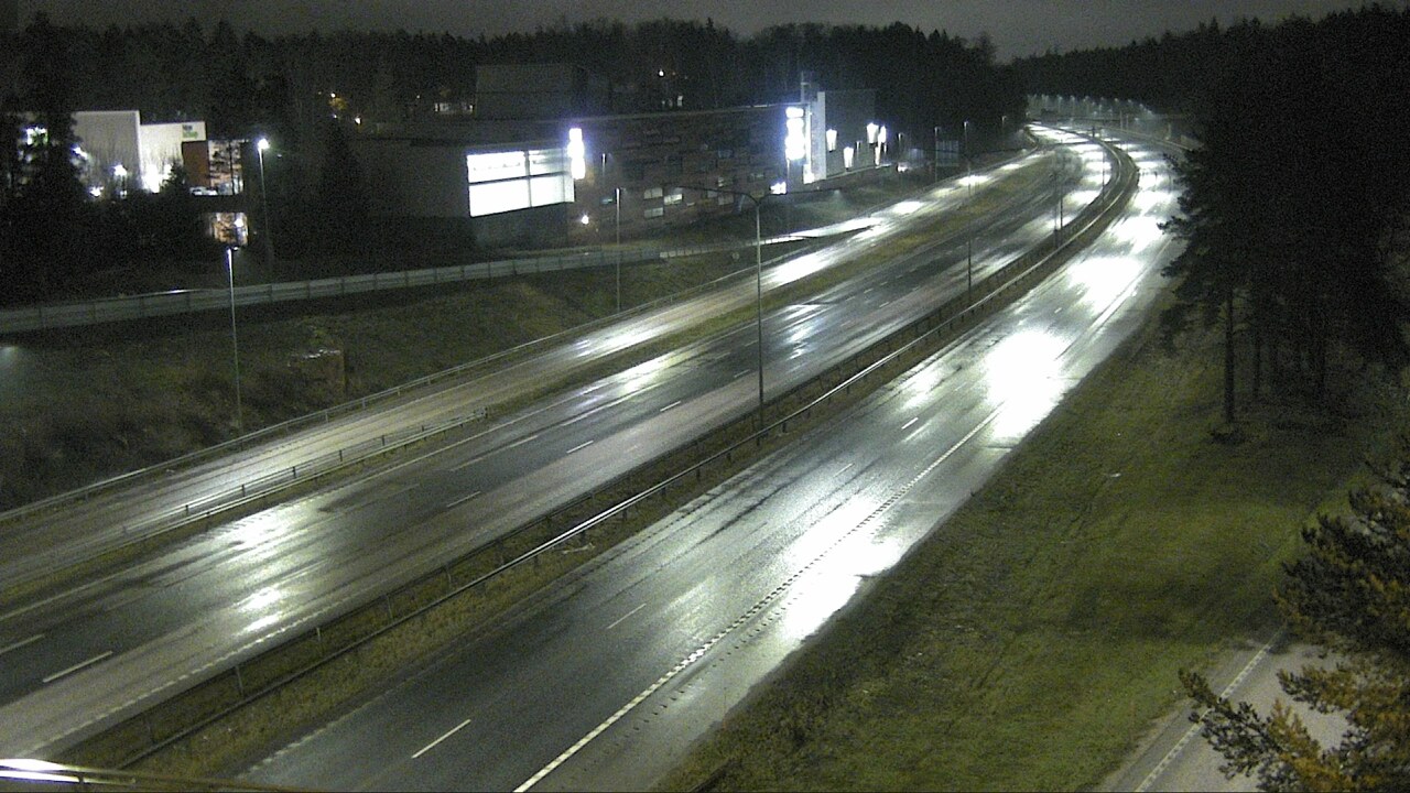 Weather Camera Image Road 51 Espoo, Kivenlahti, Espoo, Uusimaa