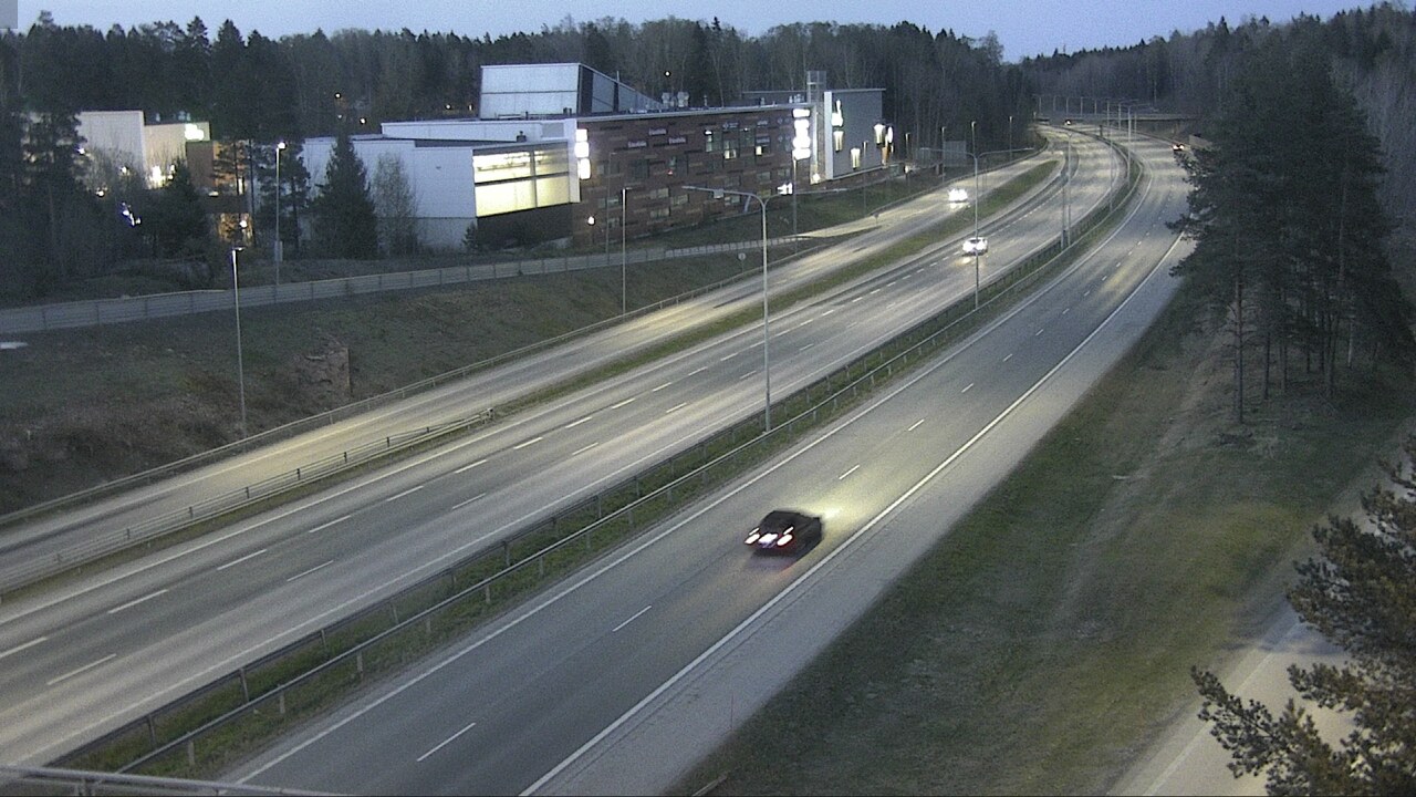 Weather Camera Image Road 51 Espoo, Kivenlahti, Espoo, Uusimaa