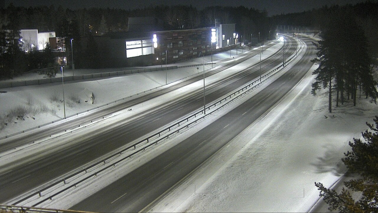 Weather Camera Image Road 51 Espoo, Kivenlahti, Espoo, Uusimaa