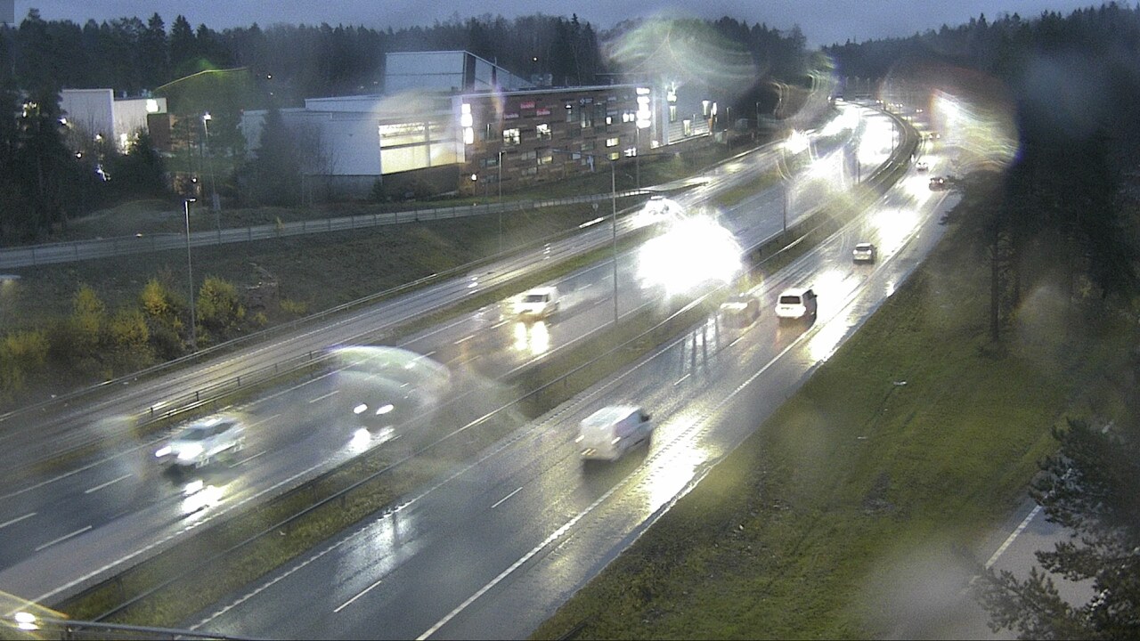 Weather Camera Image Road 51 Espoo, Kivenlahti, Espoo, Uusimaa