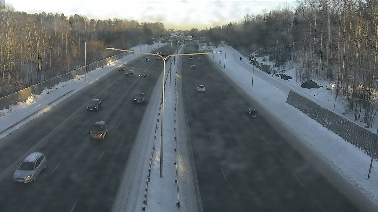 Weather Camera Image Road 51 Espoo, Westend, Espoo, Uusimaa